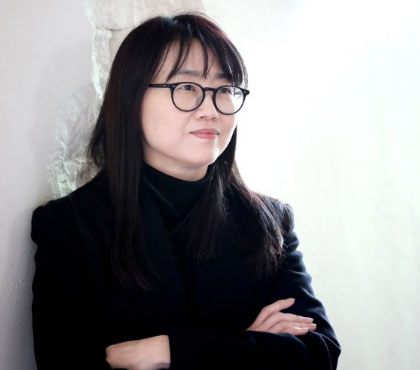 Kim Eun-hee (김은희)