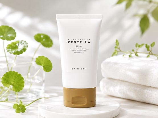The Best Korean Moisturizers for Canada's Harsh Winter 5 SKIN1004 Madagascar Centella Soothing Cream