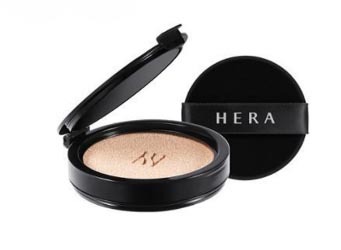 Hera Black Cushion
